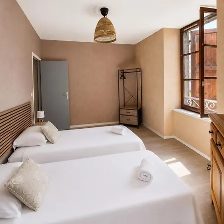 Bright Apartment, View Of Cathedrale Saint-flour 아파트 생플루르